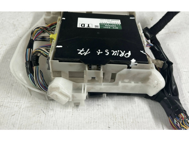 Pojistková skříňka 89221-47500, 238000-5791 Toyota Prius+ (ZVW40) 2017