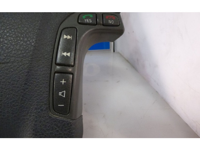 Подушка безопасности водителя 8684196, 8684196   Volvo V70