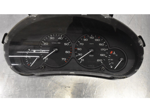 Přístrojová deska Citroen Berlingo 2008 DF0TUCA7