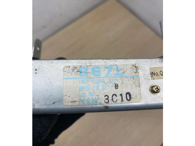 Блок управления двигателя B67L189E1   Mazda 323