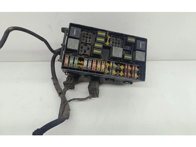 Блок предохранителей 518755202   Ford Transit -  Tourneo Connect    