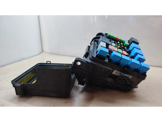 Блок предохранителей 919501H030 KIA Ceed