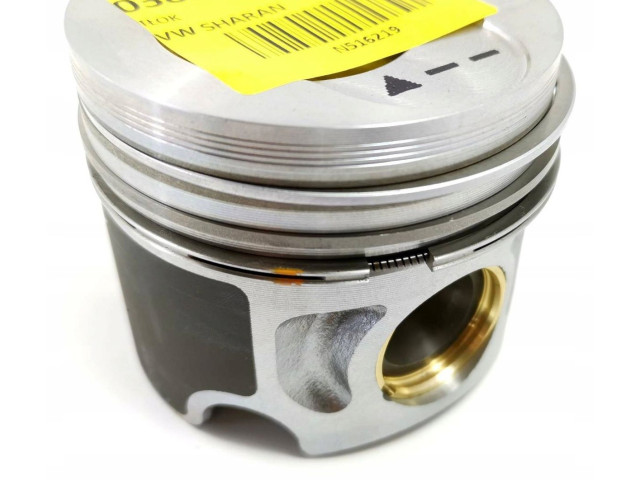 Поршень 038107065FM Volkswagen Golf IV