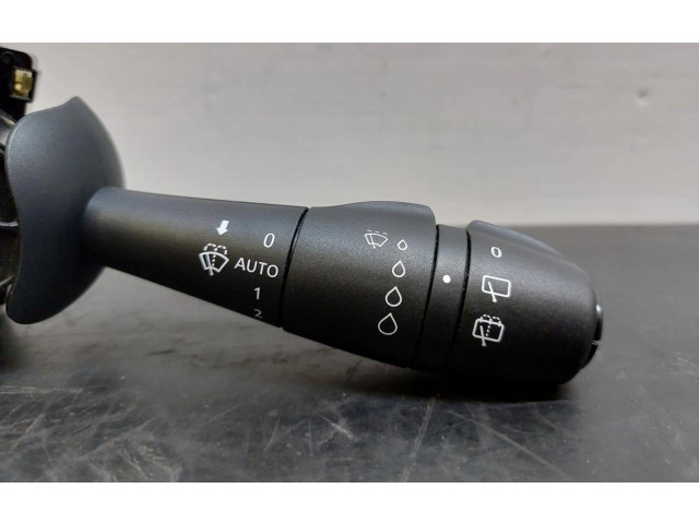 Включатель скорости стеклоочистителей 255673202R   Renault Clio IV