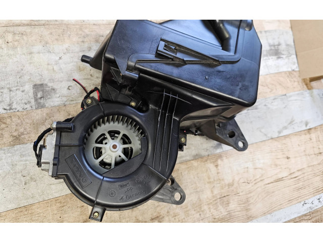 Вентилятор печки 30676410 Volvo XC90