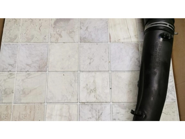 Трубка (трубки)/ шланг (шланги) интеркулера