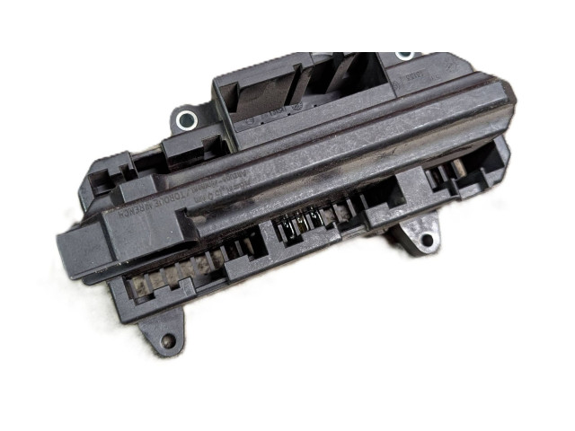 Блок предохранителей 6900583, 10688710 BMW 1 E81 E87