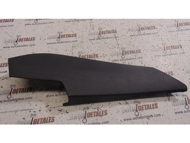 Другая деталь салона