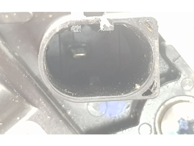 Генератор 04L903024S, 04L903024S Volkswagen Caddy