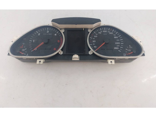 Přístrojová deska Audi Q7 4L 2006 4L0920900B, E2-A1-27-8