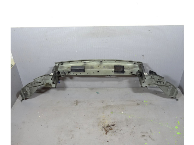 Комплект радиатора    Volvo  C30  2007 - 2010 года