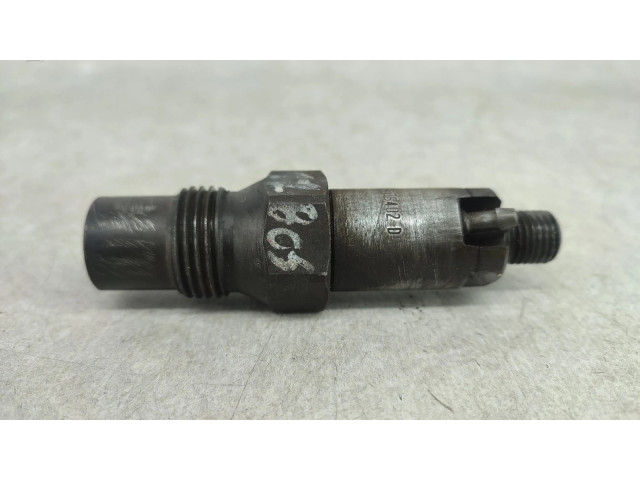 Vstřikovač LCR6705402D Peugeot 504 1.8