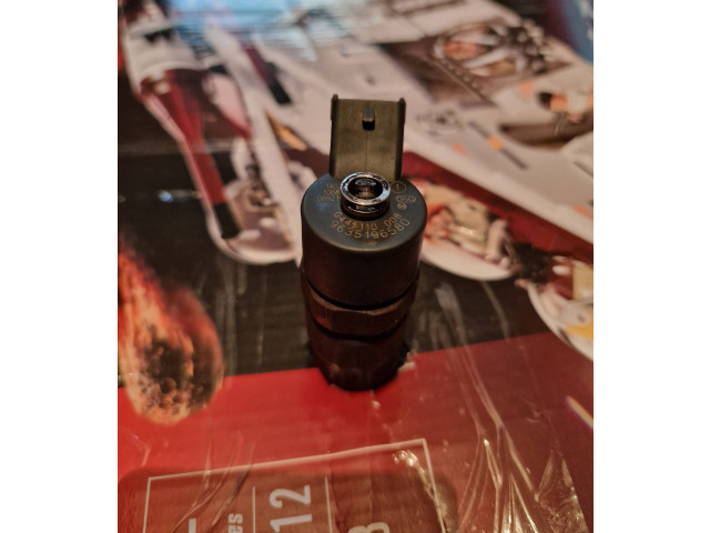 Vstřikovač 04451100080, 9635196580 Peugeot 307