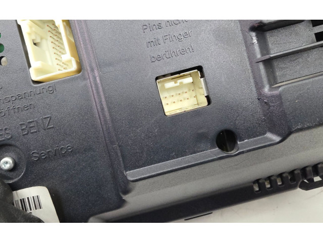 Přístrojová deska Mercedes-Benz S W221 2008 A2215405448, 0263650216