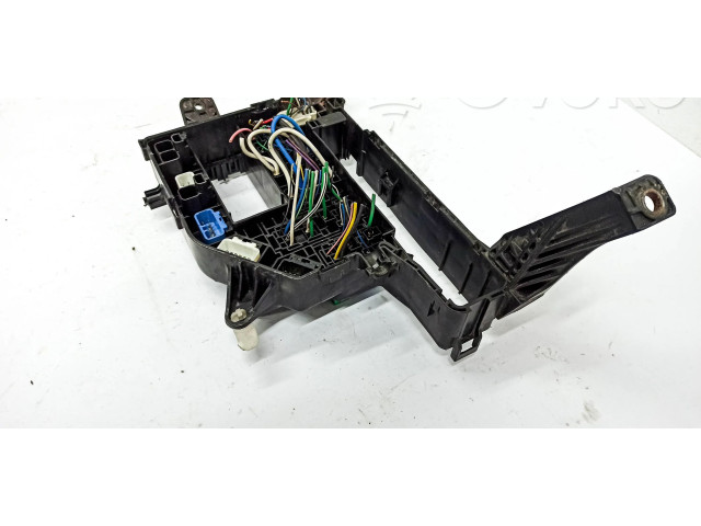 Блок предохранителей  8826332070, 1567001400   Toyota Prius (XW20)    