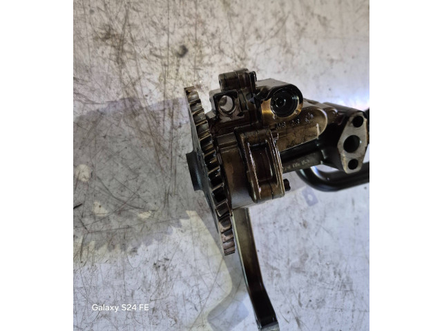 Čerpadlo oleje 070115153 Volkswagen Transporter - Caravelle T5