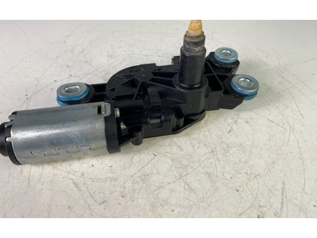 Моторчик заднего дворника 31290787    Volvo V70