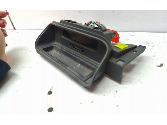 Дисплей 8200069064 Renault Clio II