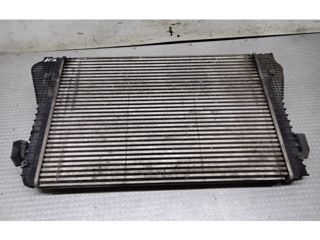 Интеркулер 1K0145803 Skoda Octavia Mk2 (1Z)