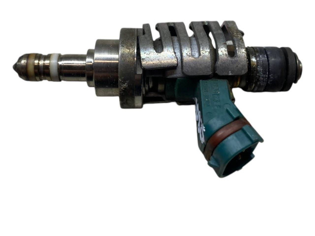 Vstřikovač 2325031020   Lexus GS 300 350 430 450H     