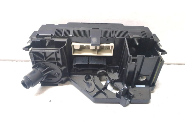 Модуль блока управления кондиционером Volkswagen Jetta V