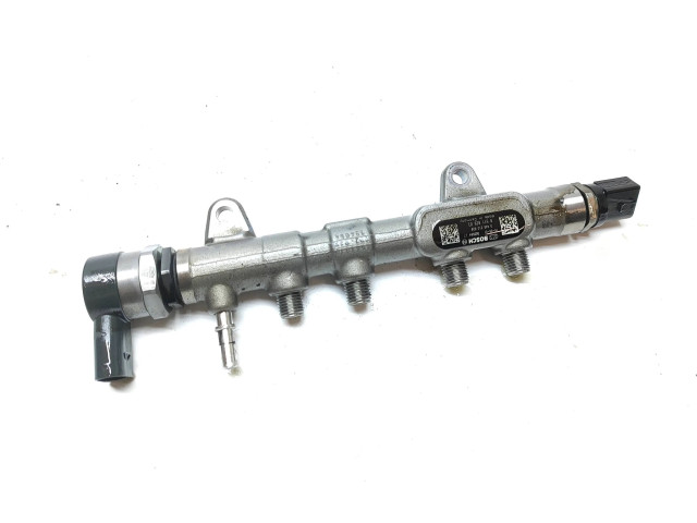 Vstřikovací lišta 8511629, 000564L7 BMW 2 F46 pro naftový motor 1.5 B37C15A