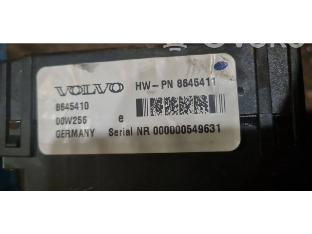   Pojistková skříňka 8645410   Volvo XC70 2002