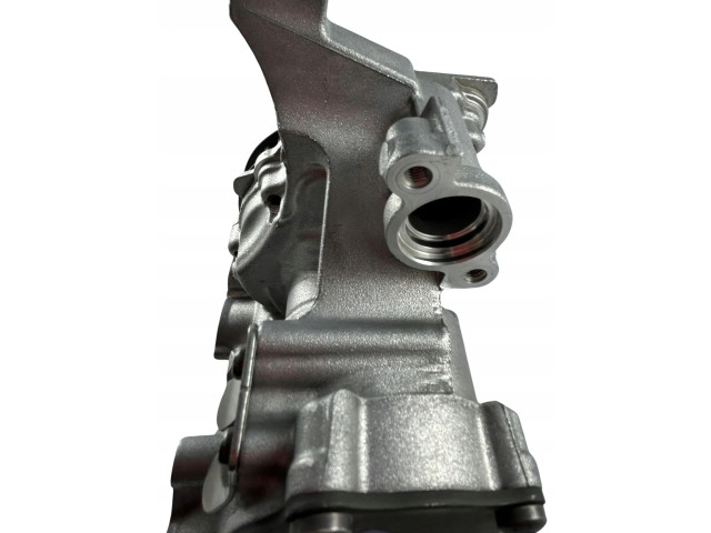 Масляный насос   04L145208T  Skoda Octavia Mk3 (5E) 