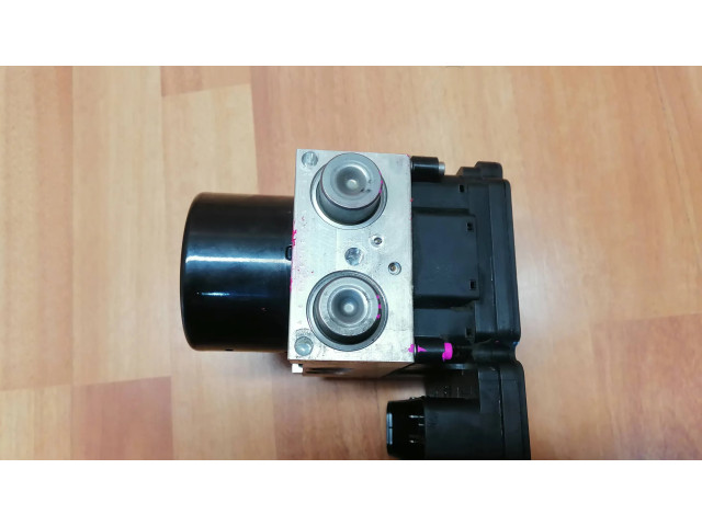 Jednotka ABS A2049012400, A2044311912 Mercedes-Benz C W204 2011