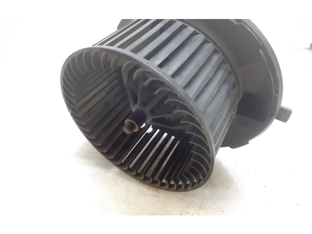 Вентилятор печки    1K1819015   Volkswagen Caddy