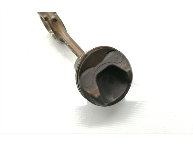  Поршень с шатуном  BLX  Audi A3 S3 8P  