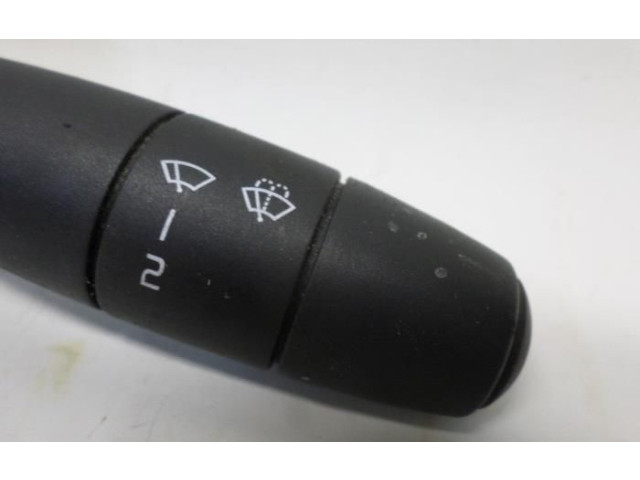 Переключатель дворников 8200792579 Dacia Logan I