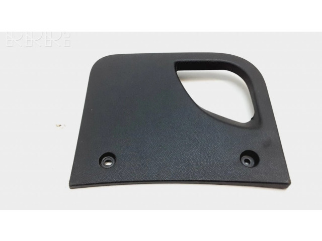 Другая деталь салона