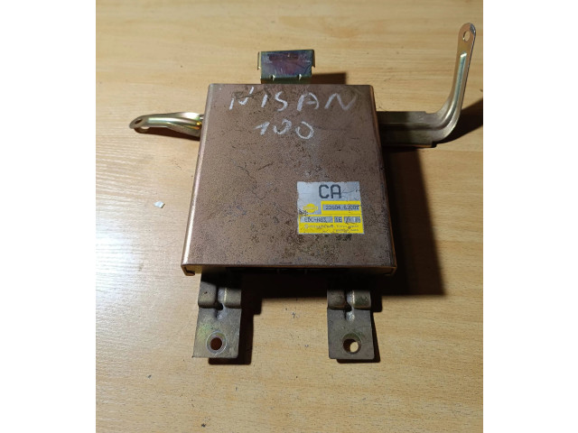 Блок управления двигателя 2260462C01   Nissan NX 100