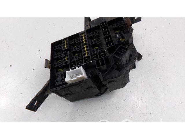 Блок предохранителей  91205-25201   Hyundai Getz    