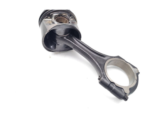 Píst OM640.940, 640.940 Mercedes-Benz A W169 OM640.940