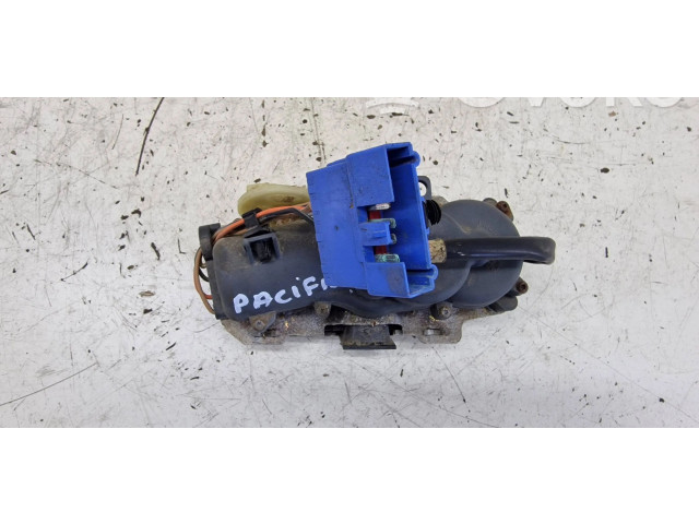 Zámek zadních dveří Chrysler Pacifica 2004