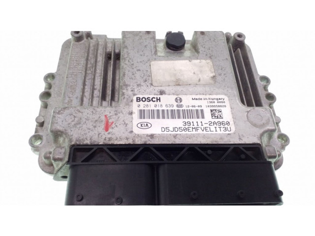 Блок управления двигателя 0281018639, 391112A960   KIA Ceed