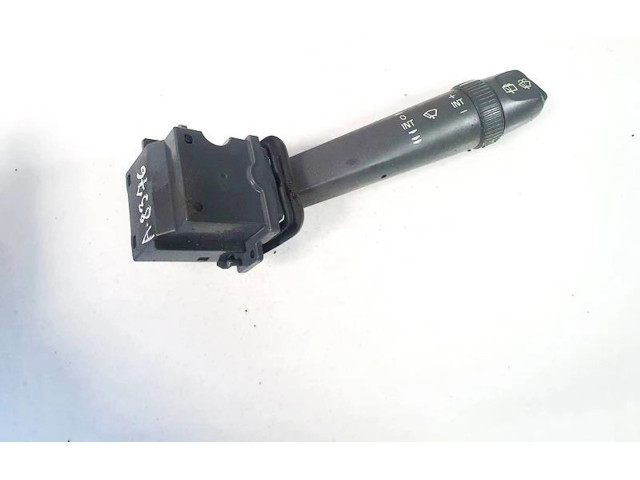 Ручка стеклоочистителей    Volvo V70