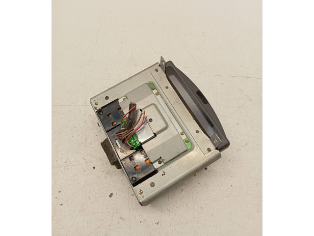 Дисплей    86220421, Y8260004A   Volvo V70