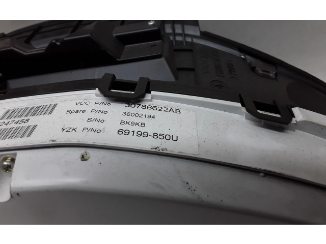 Панель приборов 30786622AB, 30786622   Volvo V70       