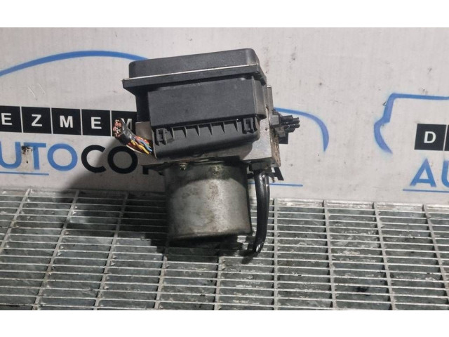 Блок АБС 0265950318, 68616J0077 BMW X3 E83 2003 - 2010 года