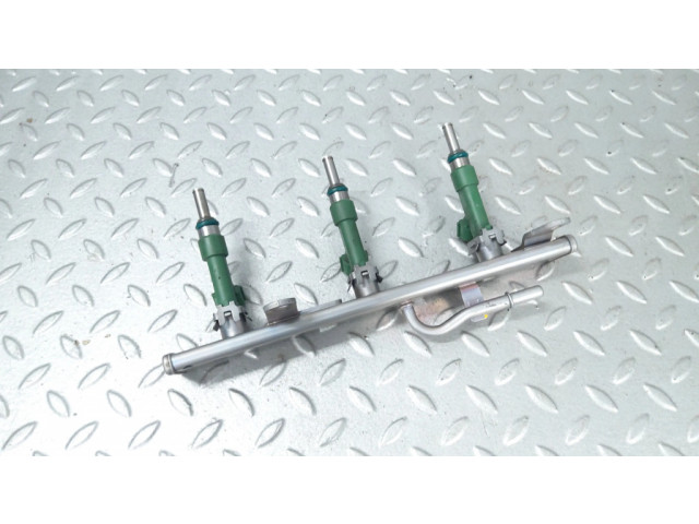 Комплект форсунок 16608494R, 175204021R    Dacia Sandero для бензинового двигателя  1