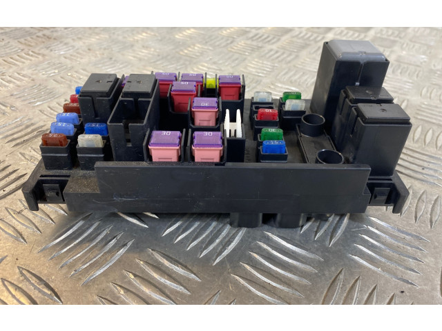 Блок предохранителей 82241SC020, 907162   Subaru Forester SH       