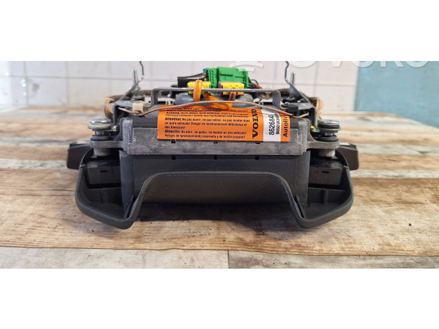 Подушка безопасности водителя 8626843, B0501A3480536   Volvo V70