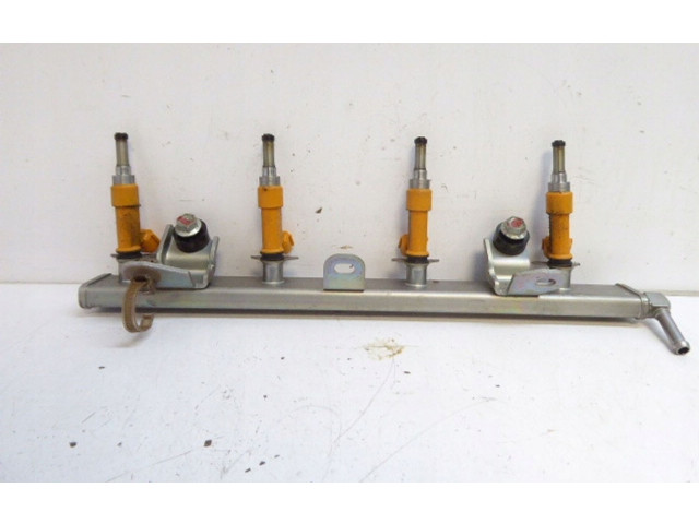 Vstřikovací lišta    Fiat Sedici    1663847 