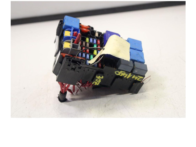 Блок предохранителей 1606, 1641494-15   Renault Zoe