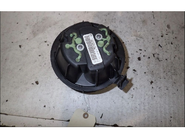 Вентилятор печки 272106020R Dacia Duster