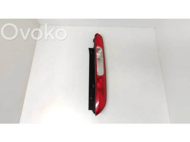 Задний фонарь правый сзади 10175    Ford Focus   2004-2010 года