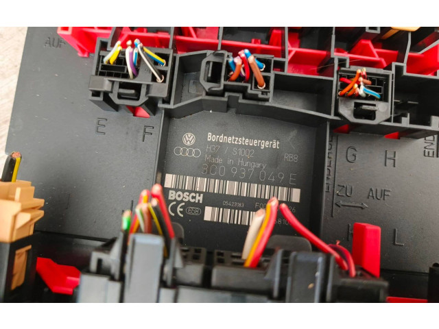 Блок комфорта 3C0937049E Skoda Octavia Mk2 (1Z)
